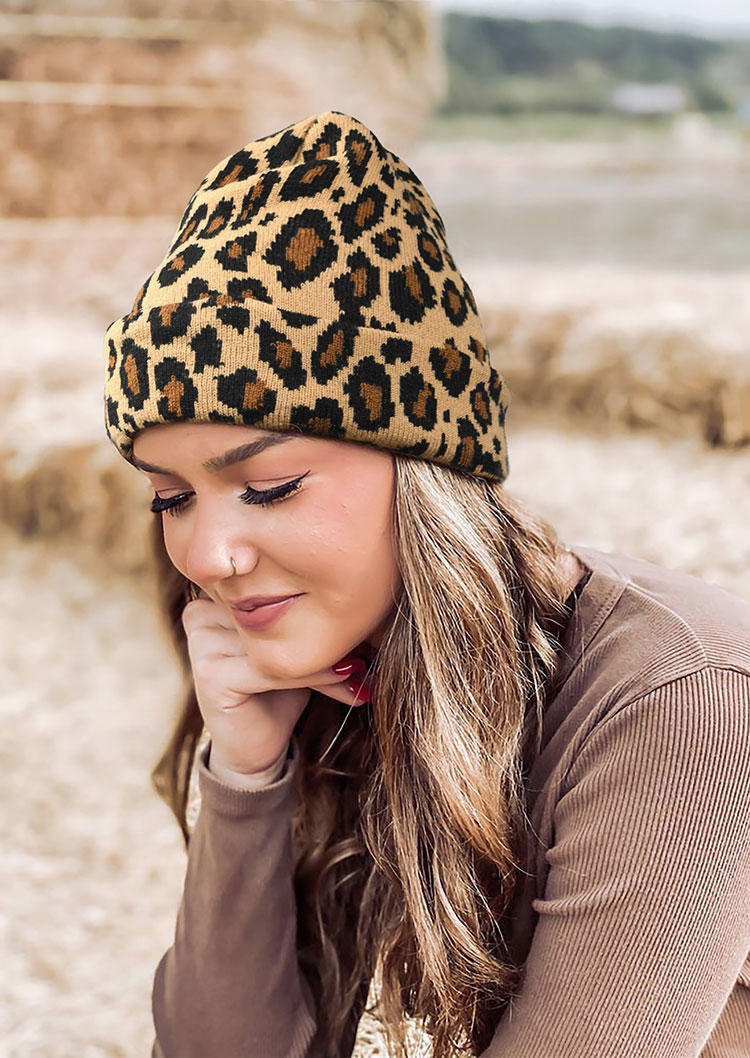 

Hats Leopard Bonnet Beanie Hat in Gray,Khaki. Size