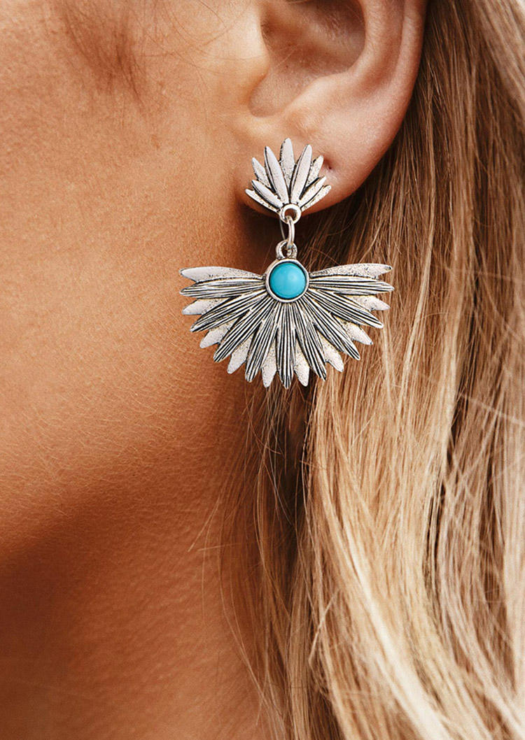 

Earrings Turquoise Leaf Alloy Stud Earrings in Silver. Size