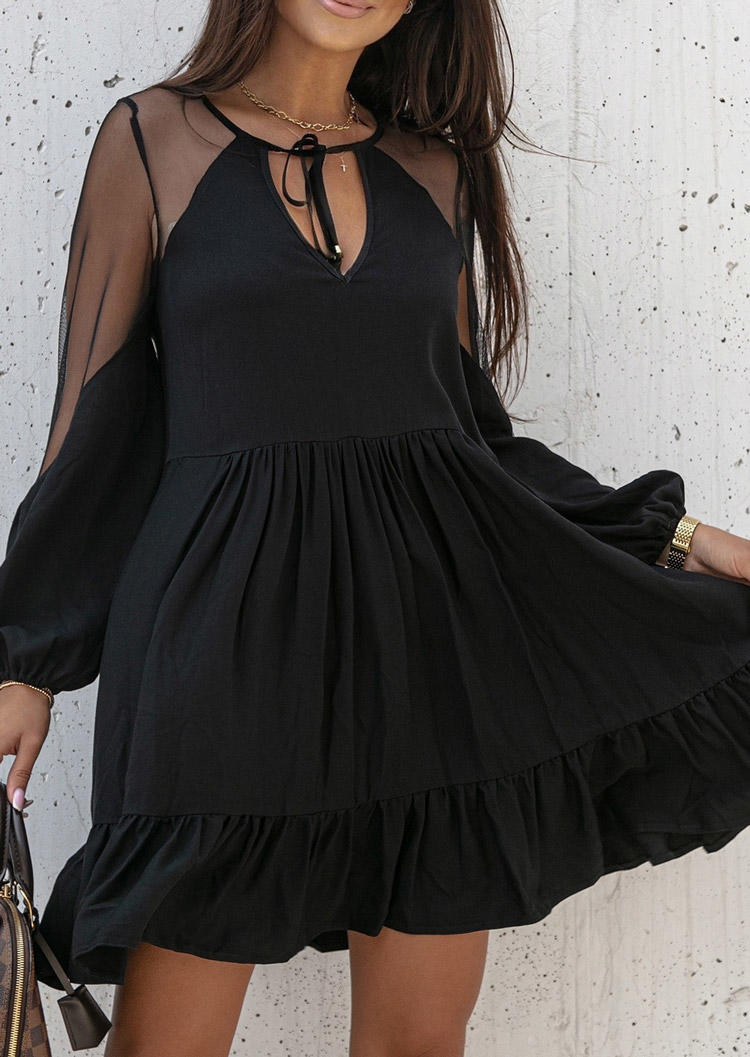 Mini Dresses Hollow Out Ruffled Raglan Sleeve Mini Dress in Black. Size: L,M,S,XL