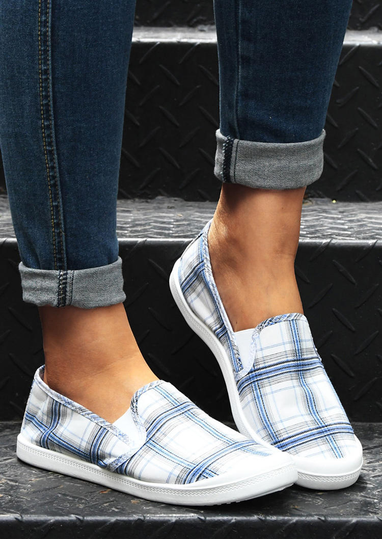 

Sneakers Striped Plaid Slip On Flat Sneakers in Blue. Size: ,38,39,40,41