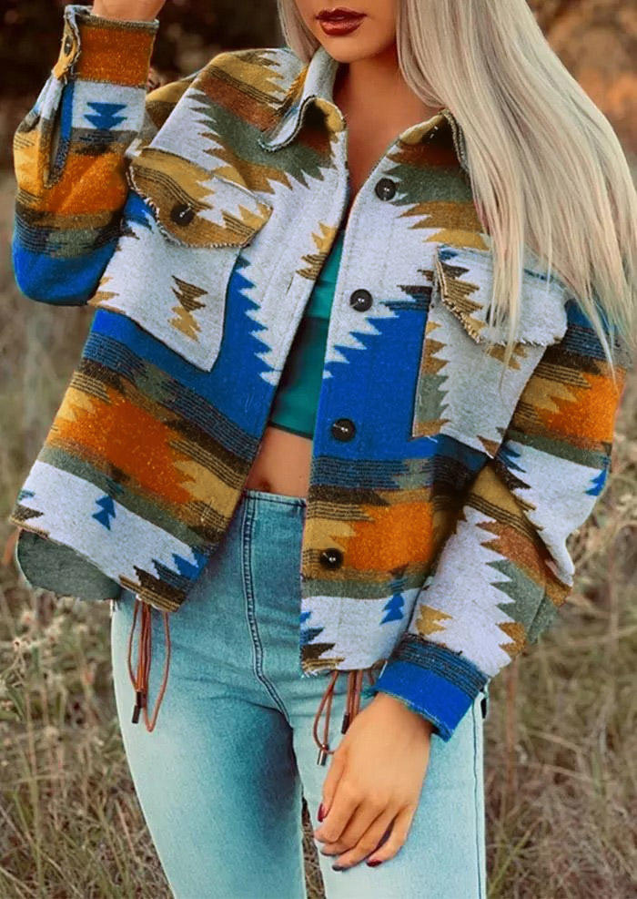 

Coats Aztec Geometric Slit Button Pocket Coat in Blue. Size: ,M,L,XL