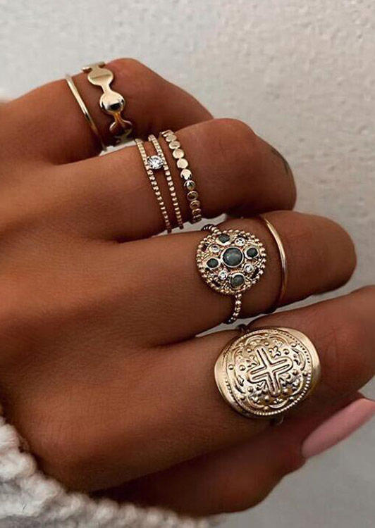

Rings 7Pcs Vintage Rhinestone Geometric Alloy Ring Set in Gold. Size