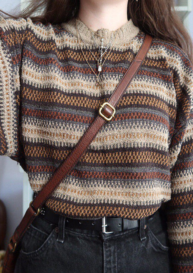 

Sweaters Vintage Striped O-Neck Long Sleeve Sweater in Brown. Size