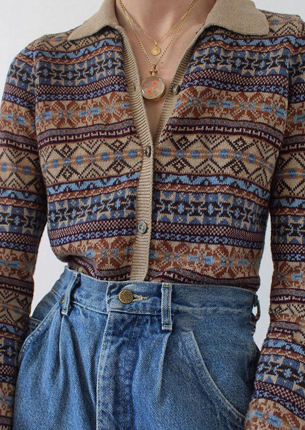 

Sweaters Geometric Button Long Sleeve Cardigan Sweater in Multicolor. Size: ,M,L,XL