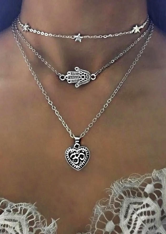 

Necklaces Vintage Star Heart Hamsa Multi-Layered Pendant Necklace in Silver. Size
