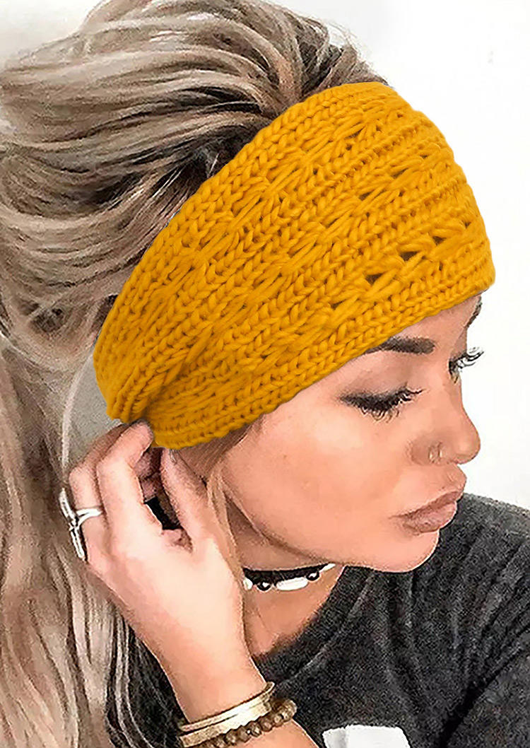 

Twist Hollow Out Sports Wide Headband in Yellow. Size