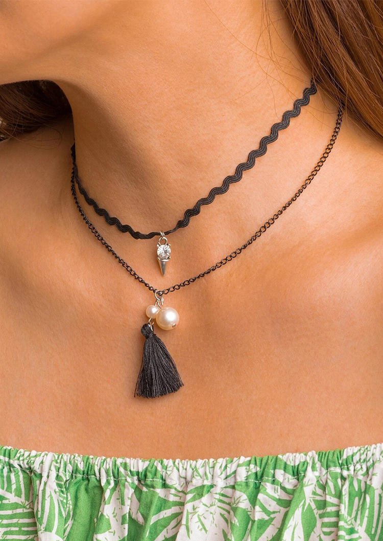 

Necklaces Double-Layered Pearl Rhinestone Tassel Necklace in Black. Size