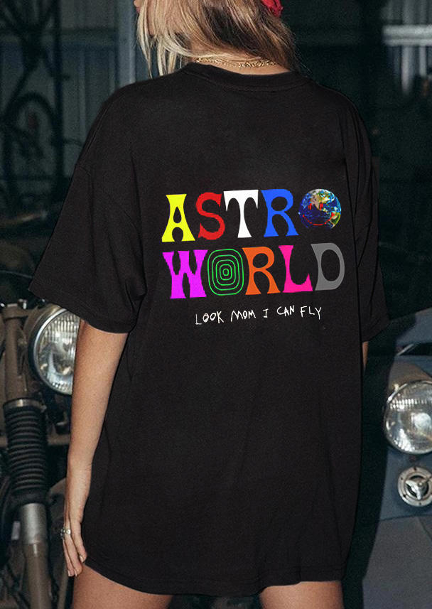 

T-shirts Tees Astroworld Look Mom I Can Fly Earth T-Shirt Tee in Black. Size: ,M,L,XL