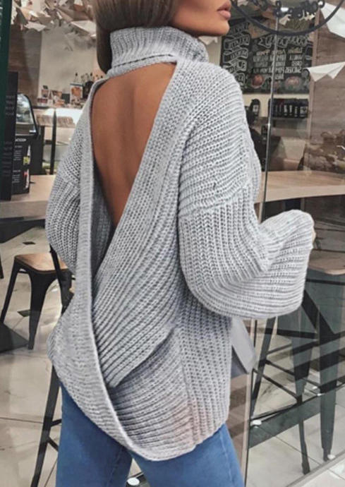 

Sweaters Cross Open Back Knitted Sweater in Gray. Size: ,M,L