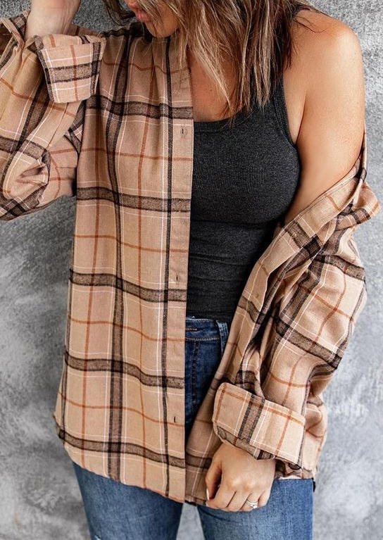 

Coats Plaid Button Long Sleeve Shirt Coat in Plaid. Size: ,M,L,XL