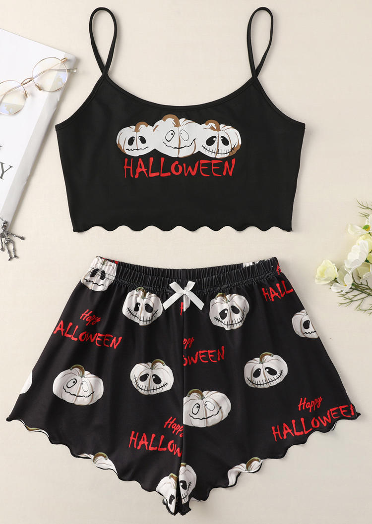 

Sleepwear Pumpkin Bat Camisole And Shorts Pajamas Set in Black. Size: ,M,L,XL