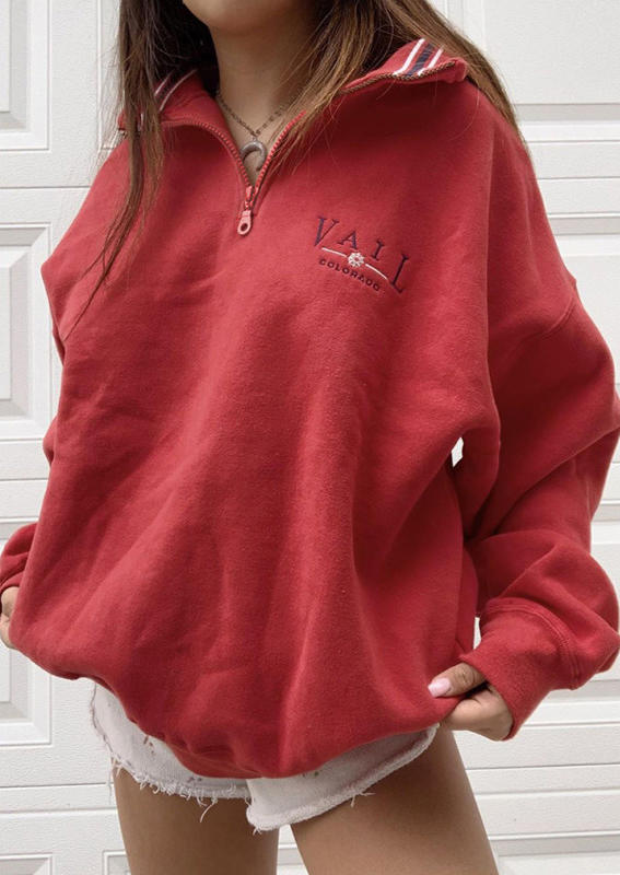 

Sweatshirts Zipper Collar Letter Pullover Sweatshirt in Red. Size: ,M,XL
