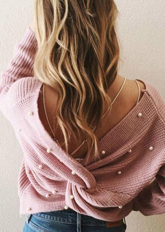 

Sweaters Pearl Twist Long Sleeve Sweater in Pink. Size: ,M,L,XL