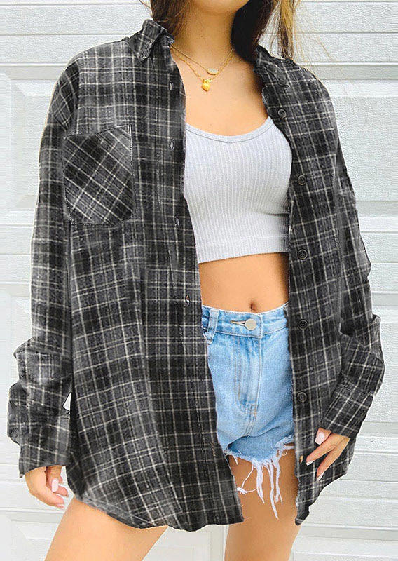 

Coats Plaid Pocket Turn-down Collar Shirt Coat in Black. Size