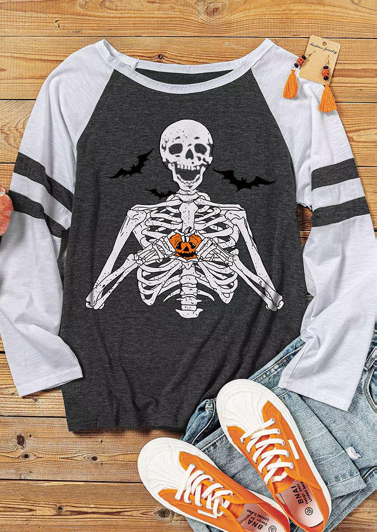 T-shirts Tees Pumpkin Skeleton Bat T-Shirt Tee - Dark Grey in Gray. Size: L,M
