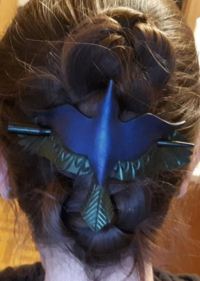 

Bird Flight Leaf Hair Stick in Blue,Green. Size