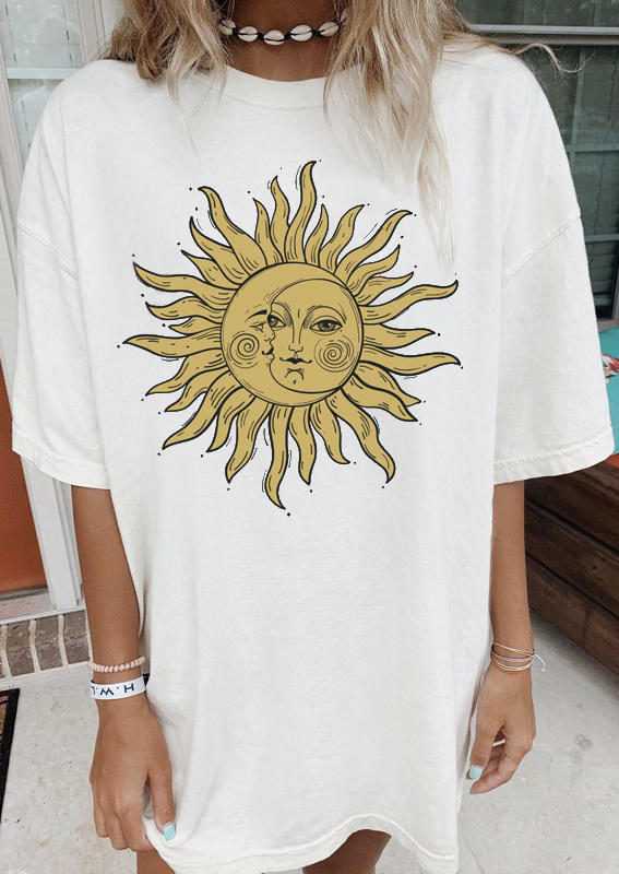 

T-shirts Tees Sun And Moon O-Neck T-Shirt Tee in White. Size