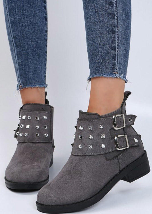 

Boots Buckle Rivet Round Toe Ankle Boots in Gray. Size: ,38,39,40,41