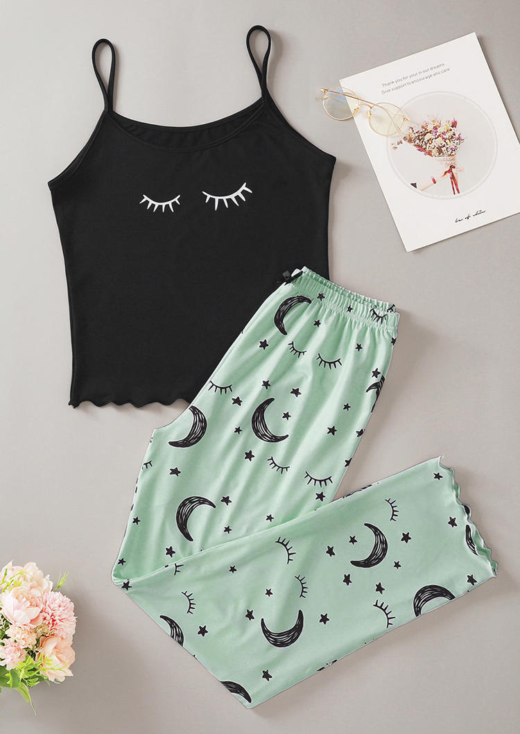 

Sleepwear Eyelash Scallop Hem Camisole And Moon Star Pants Pajamas Set in Multicolor. Size: ,M,L,XL