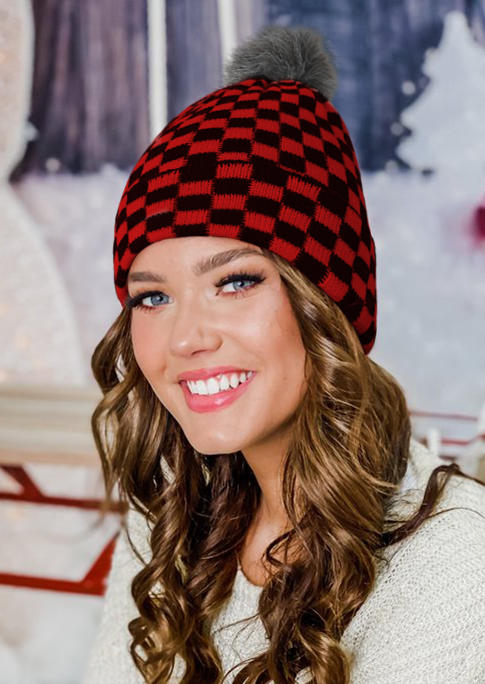 Hats Checkerboard Plaid Knitted Beanie Hat in Red,White. Size: One Size