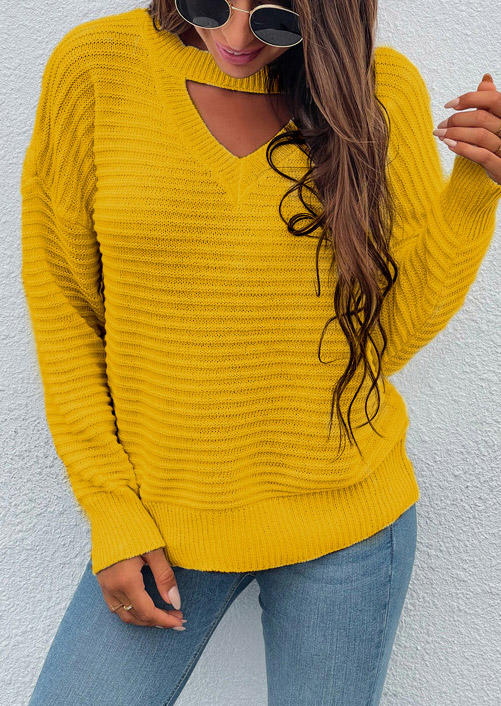

Sweaters Hollow Out Long Sleeve V-Neck Sweater in Yellow. Size