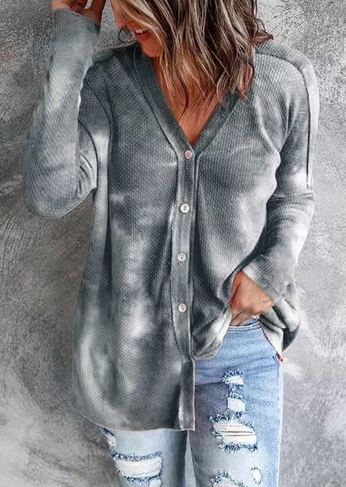 

Sweaters Tie Dye Button V-Neck Knitted Sweater in Gray. Size