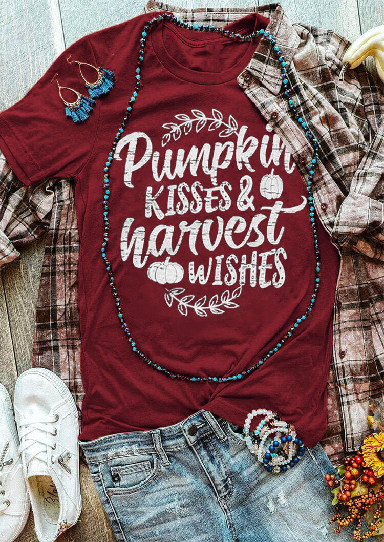 

T-shirts Tees Thanksgiving Pumpkin Kisses Graphic T-Shirt Tee in Burgundy. Size