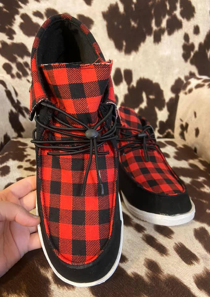 

Sneakers Buffalo Plaid Lace Up Flat Sneakers in Red. Size