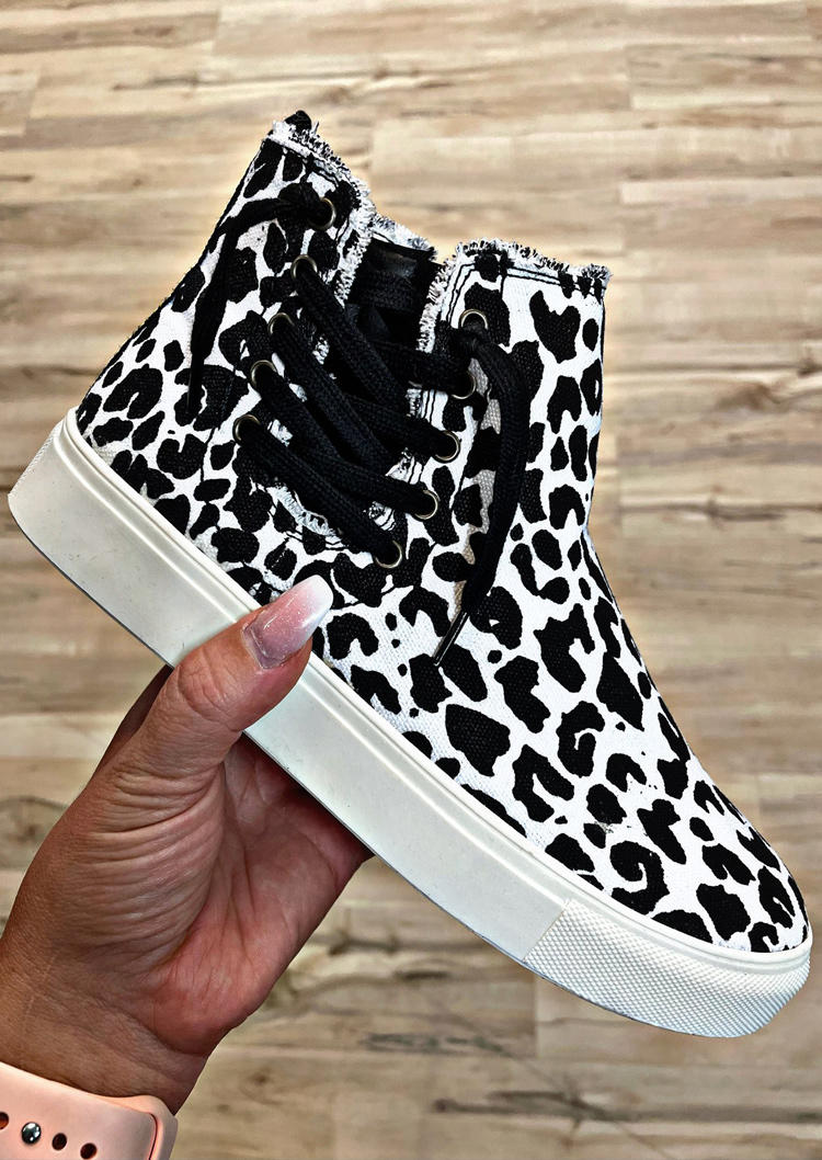

Sneakers Leopard Lace Up Zipper Flat Sneakers in White. Size: ,38,39,40,41