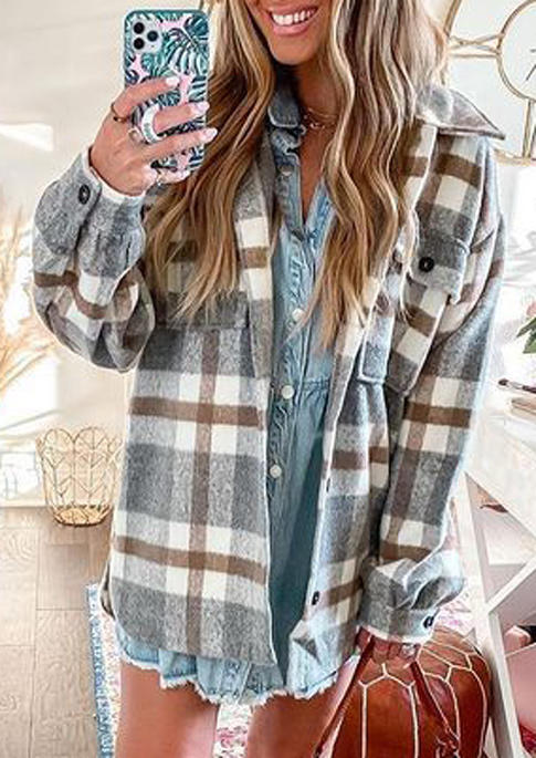 

Coats Plaid Button Pocket Slit Coat in Plaid. Size