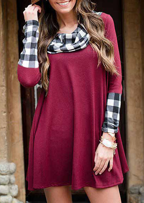 

Mini Dresses Plaid Cowl Neck Long Sleeve Mini Dress in Burgundy. Size: ,M,L,XL