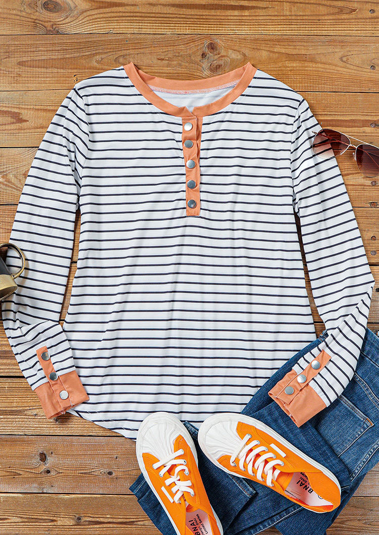 

Blouses Striped Button Long Sleeve Blouse in Multicolor. Size: L