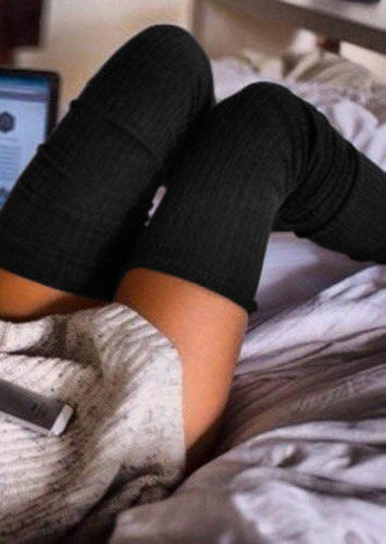 

Knee-High Socks 3 Pairs Warm Knitted Thigh-High Socks Set in Multicolor. Size