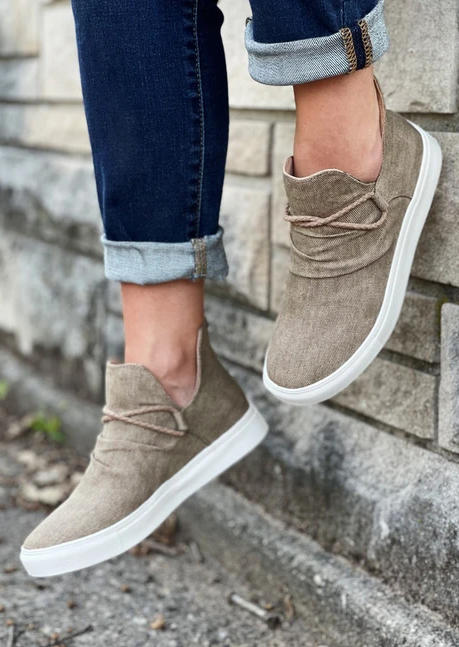 

Sneakers Zipper Slip-On Flat Sneakers in Khaki. Size: ,38,39,40,41