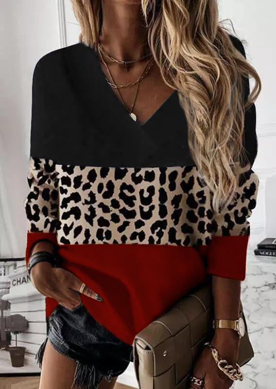 

Blouses Leopard Color Block Long Sleeve Blouse in Multicolor. Size: ,L