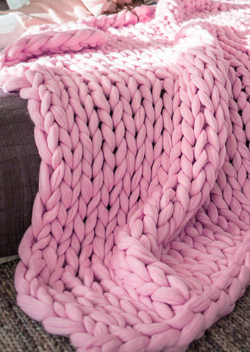 

Blanket Comfortable Warm Braid Hollow Out Blanket in Pink. Size