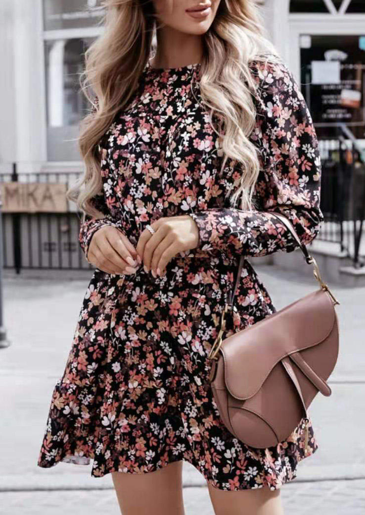 

Mini Dresses Floral Ruffled Long Sleeve Mini Dress in Black. Size