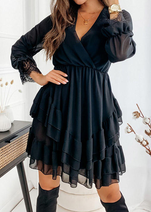 

Mini Dresses Ruffled Lace Splicing V-Neck Mini Dress in Black. Size