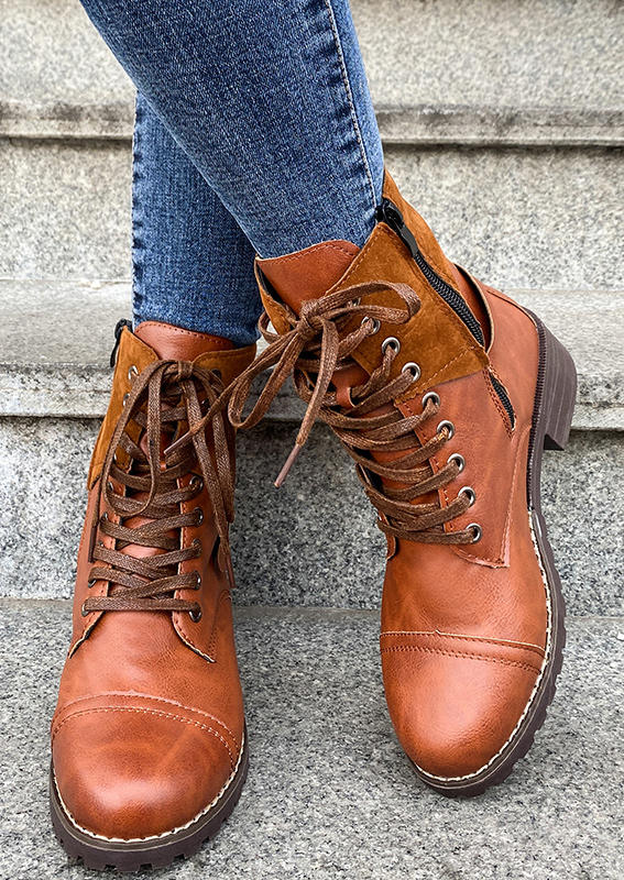 Boots Vintage Lace Up Buckle Strap Boots in Dark Brown. Size: 37,38,40