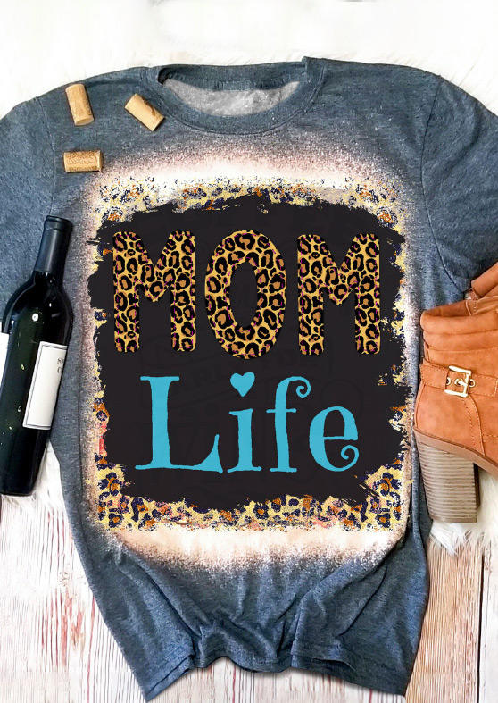 T-shirts Tees Mom Life Leopard Bleached T-Shirt Tee in Blue. Size: S,M