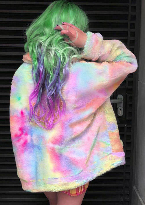 

Coats Tie Dye Plush Zipper Long Sleeve Coat in Multicolor. Size: ,M,L