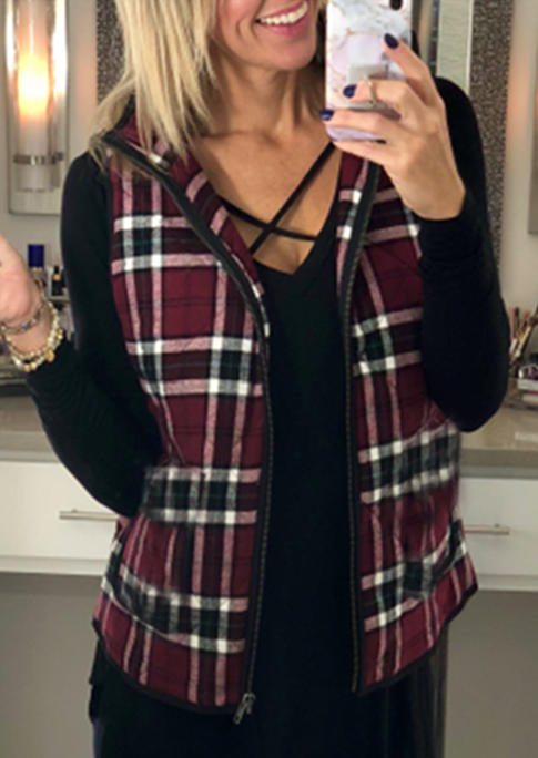 

Coats Plaid Zipper Vest Coat in Red. Size: ,M,L,XL