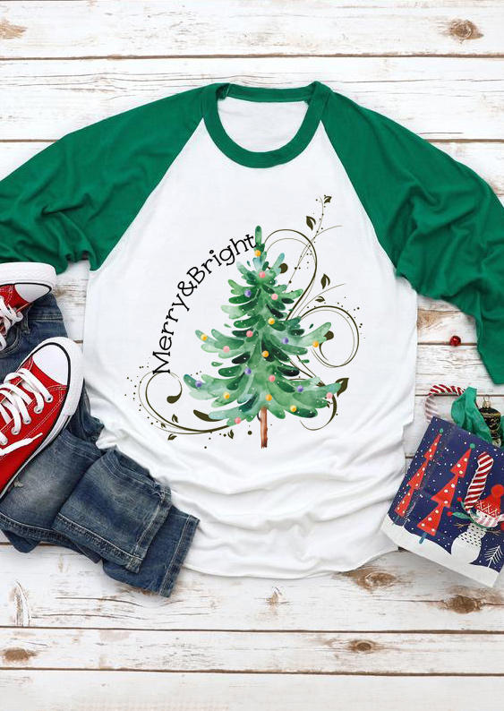 T-shirts Tees Merry & Bright Tree T-Shirt Tee in White. Size: S,M,L