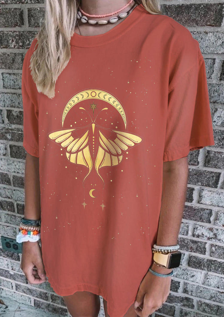 

T-shirts Tees Butterfly Moon O-Neck T-Shirt Tee in Brick Red. Size: ,M,L,XL