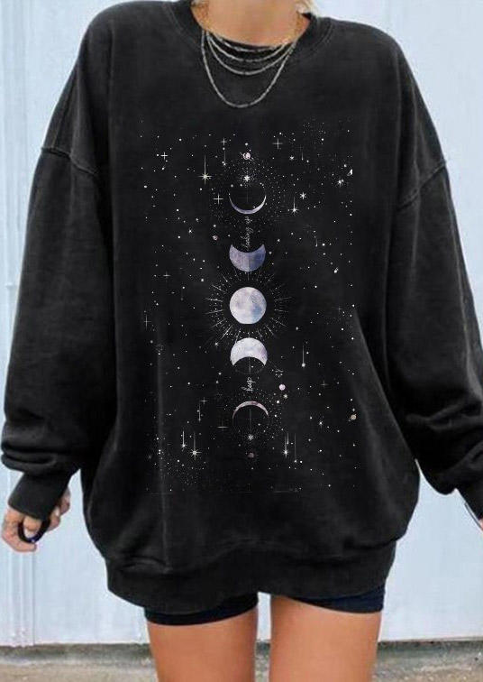 

Sweatshirts Moon Long Sleeve O-Neck Sweatshirt in Black. Size: ,M,L,XL