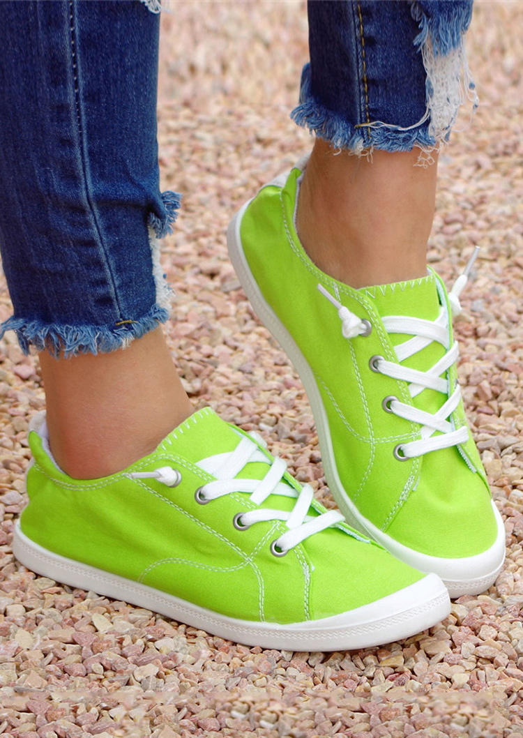 

Sneakers Lace Up Round Toe Flat Sneakers in Green. Size: ,38,39,40,41