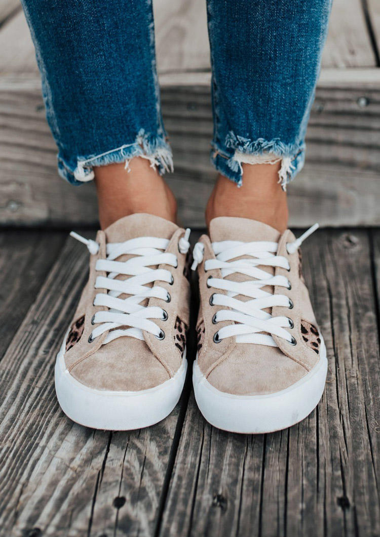 

Sneakers Leopard Lace Up Flat Sneakers in Khaki. Size