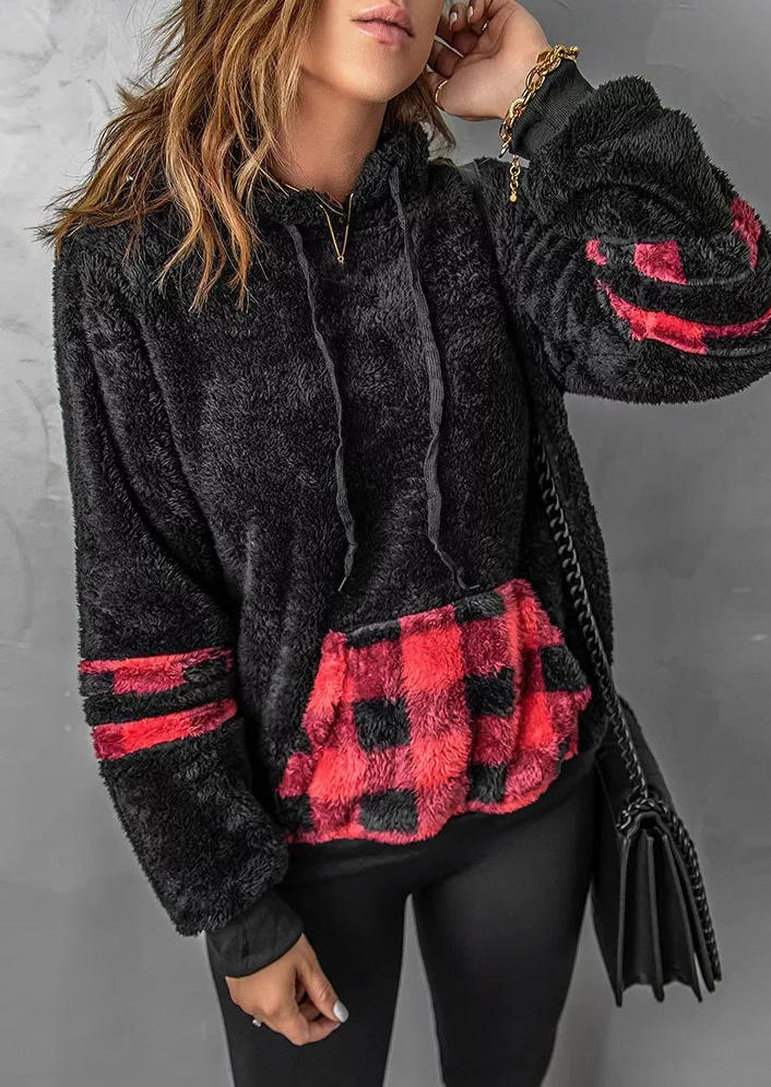 

Hoodies Fuzzy Plaid Kangaroo Pocket Hoodie in Black. Size: ,M,L,XL
