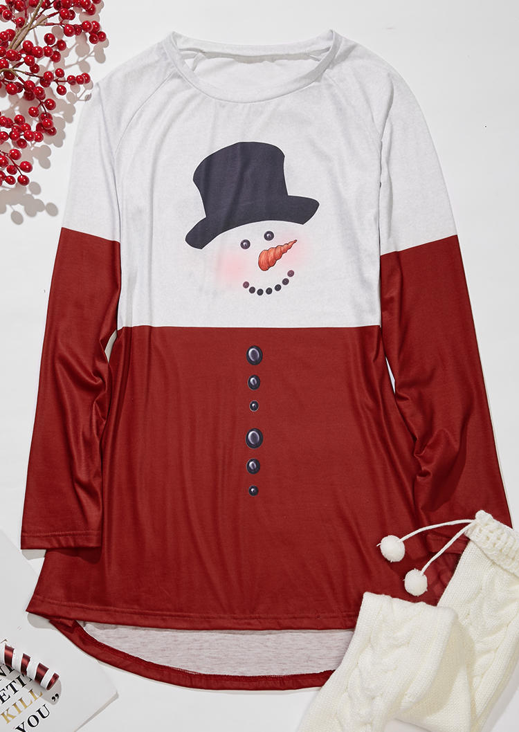 

Blouses Christmas Snowman Color Block Blouse in Brick Red. Size: ,L