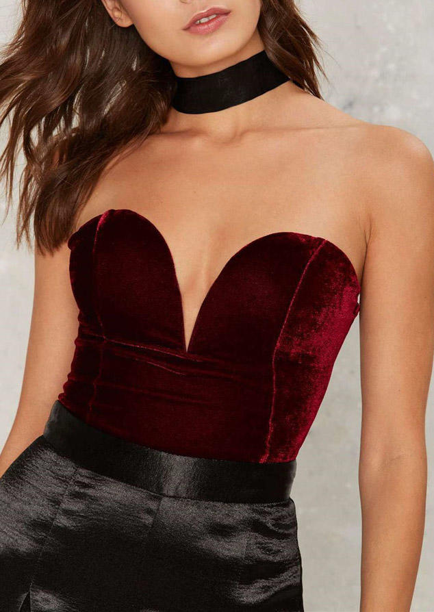 

Bodysuits Criss-Cross Open Back Strapless Bodysuits in Burgundy. Size: ,M,L,XL